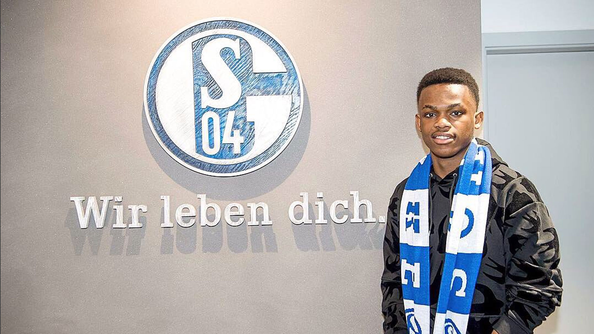 综合来看 综合来看