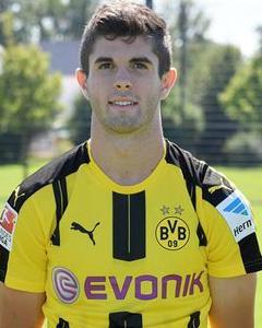 凭借其丰富 凭借其丰富